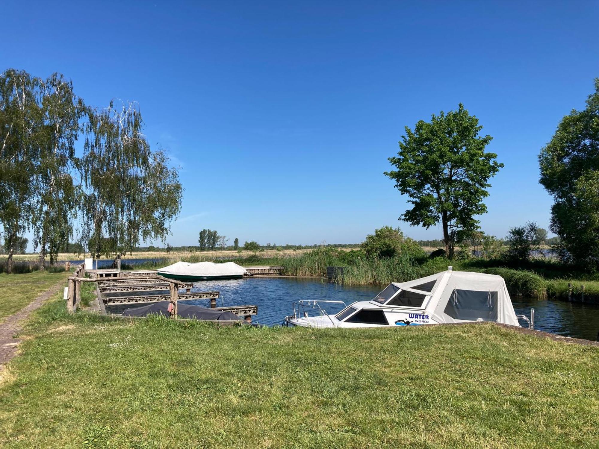 Teichland Linum Apartments Fehrbellin Eksteriør billede